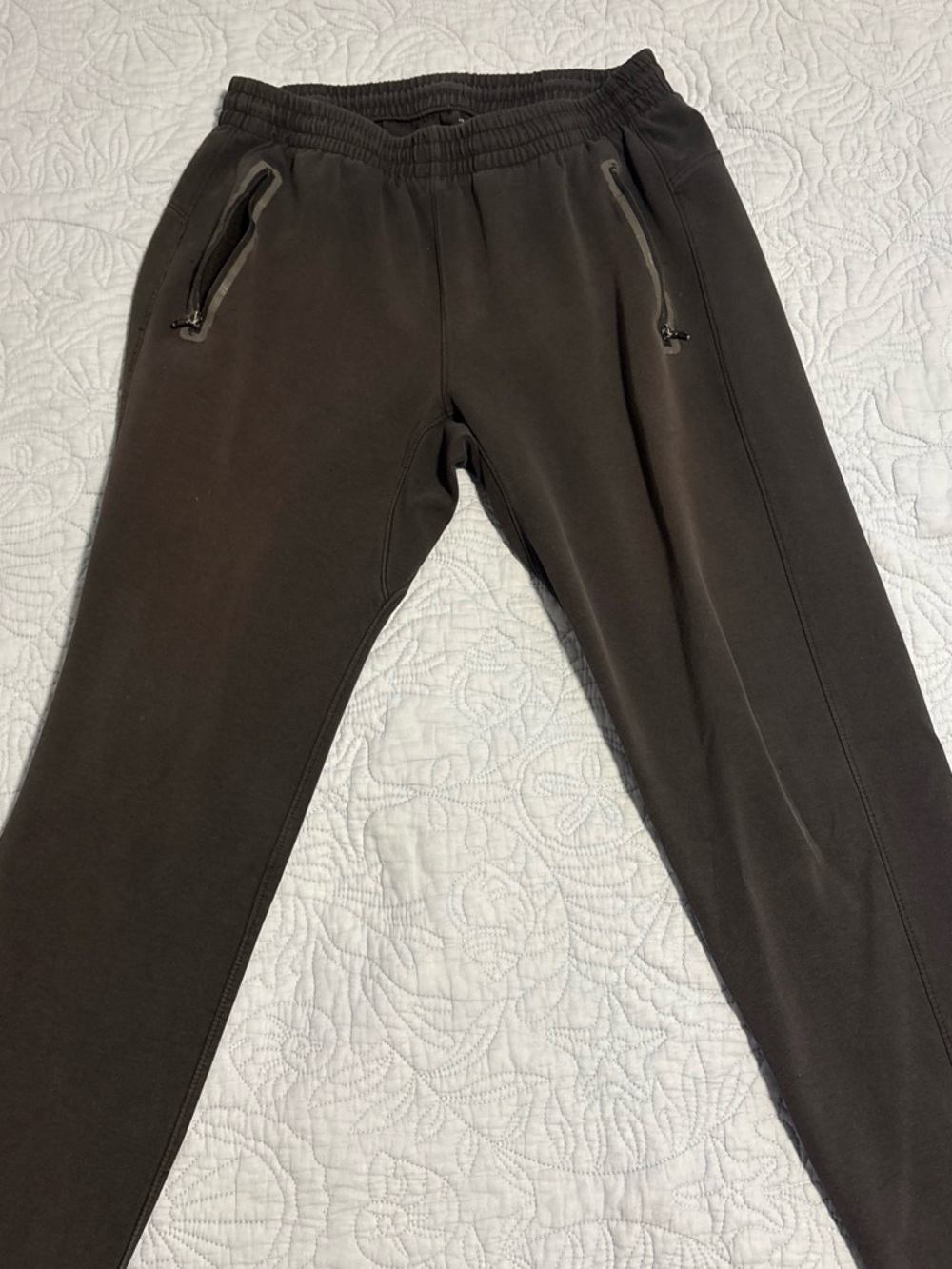 Old Navy Men's Jogger Pants in Dark Charcoal